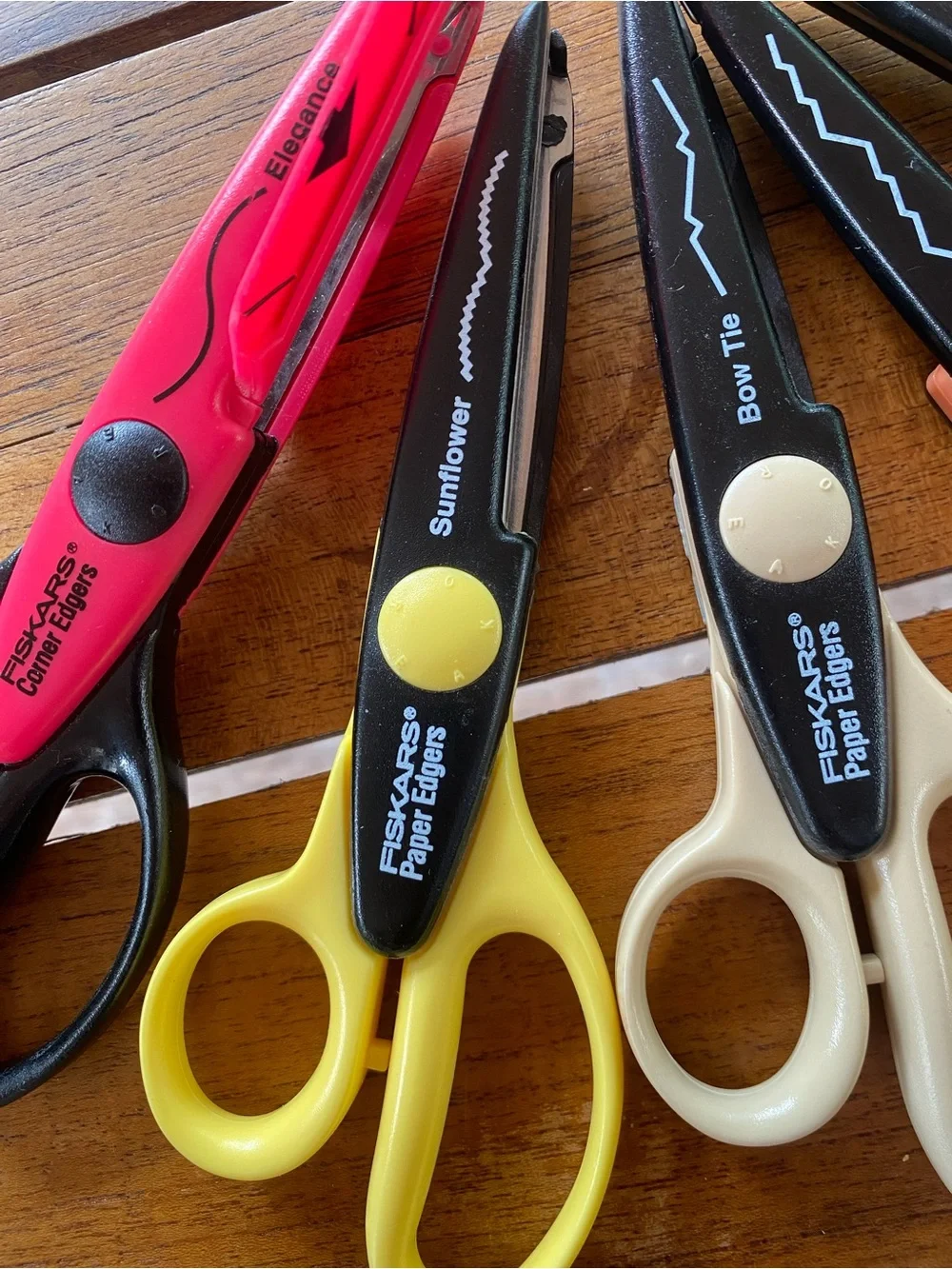 Assorted FISKARS Decorative Edge Scissors - Multi-Color Set